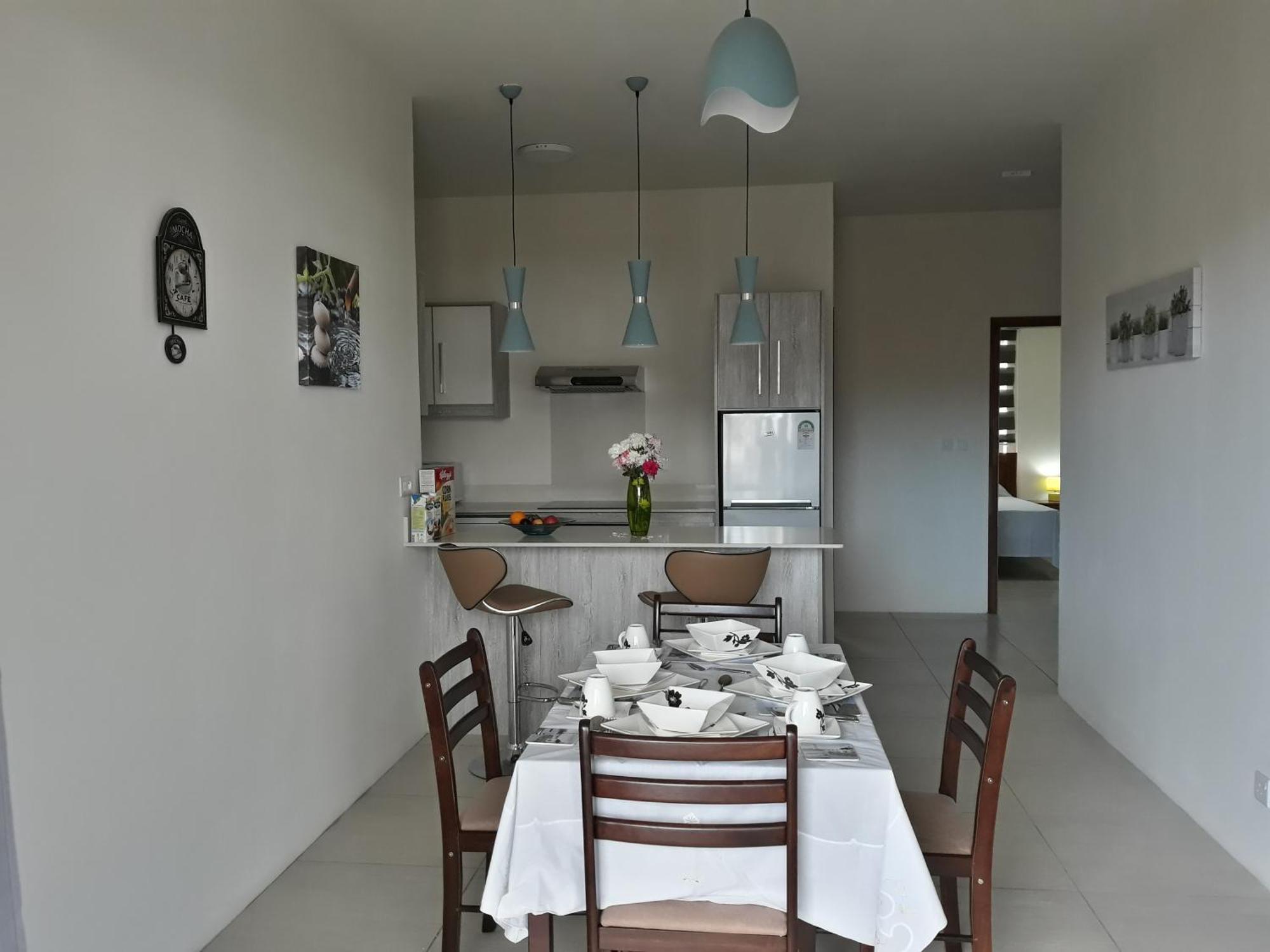 2 Bedroom Flat 15 Mins Walk From Flic En Flac Beach Εξωτερικό φωτογραφία